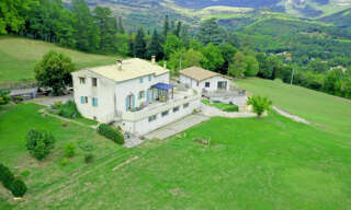 Maison 8 Pièces 190 m² à vendre à Noyers-sur-Jabron (04200)