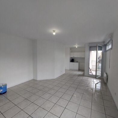 Appartement 2 pièces 772 €