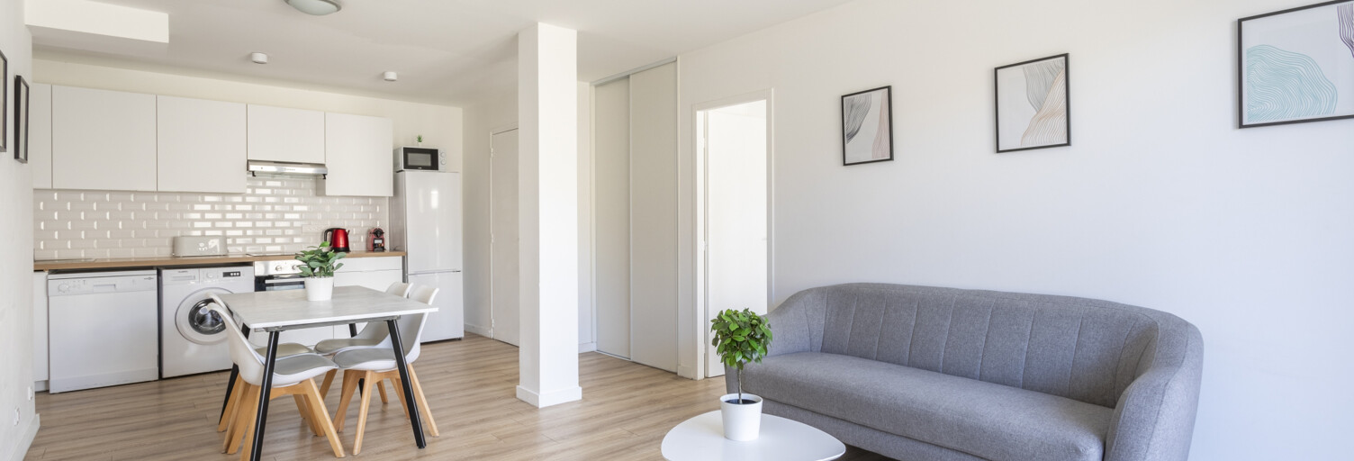 Appartement 4 Pièces 69 m² à louer à Marseille 5 (13005)