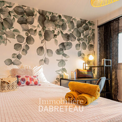 Appartement 7 pièces 440 €