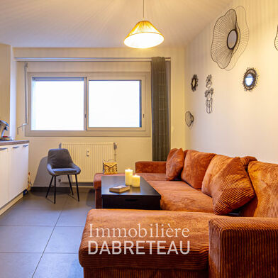 Appartement 7 pièces 440 €