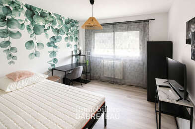 Appartement 7 pièces 440 €