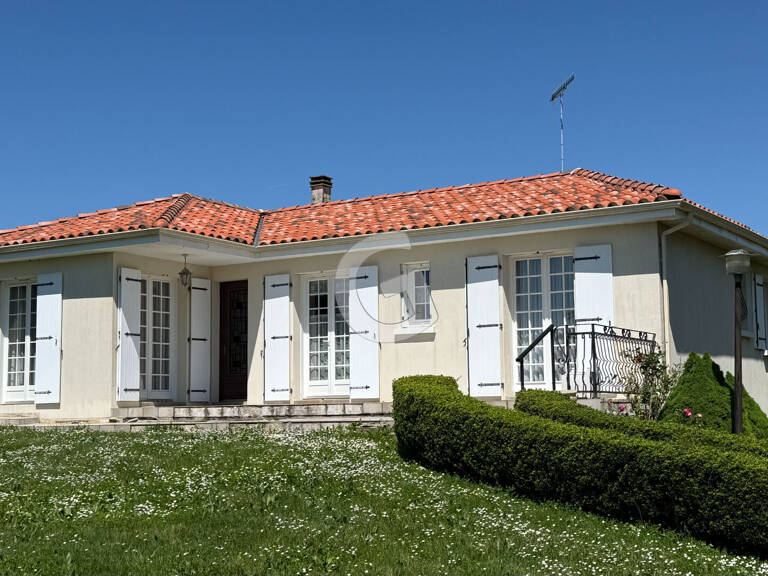 MAISON - 5 PIECES - 127M² - A VENDRE - LONGEVILLE SUR MER — photo 1