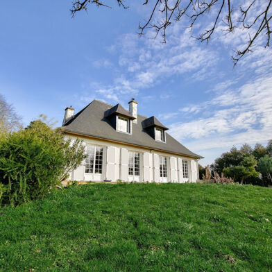 Maison 9 pièces 425250 €