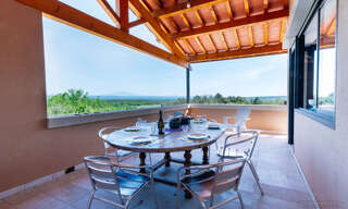 Maison  200 m² à vendre à Réauville (26230)