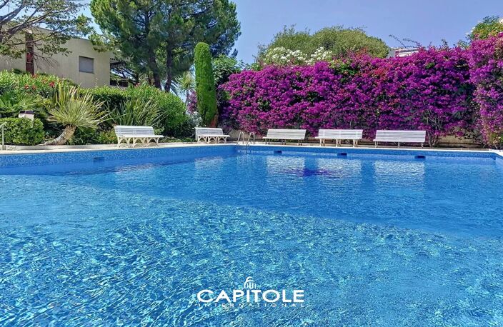 Antibes - Juan les Pins Rostagne - en dernier étage 4P duplex d’ — photo 4