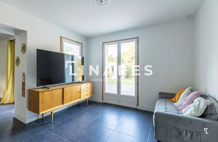 LOULOU - Maison T4 de 98m2 - Piscine et jardin  -  83210 SAINT C — photo 4