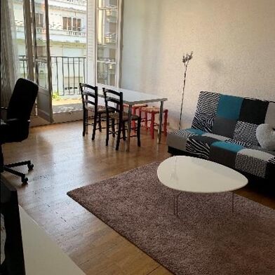 Appartement 2 pièces 900 €