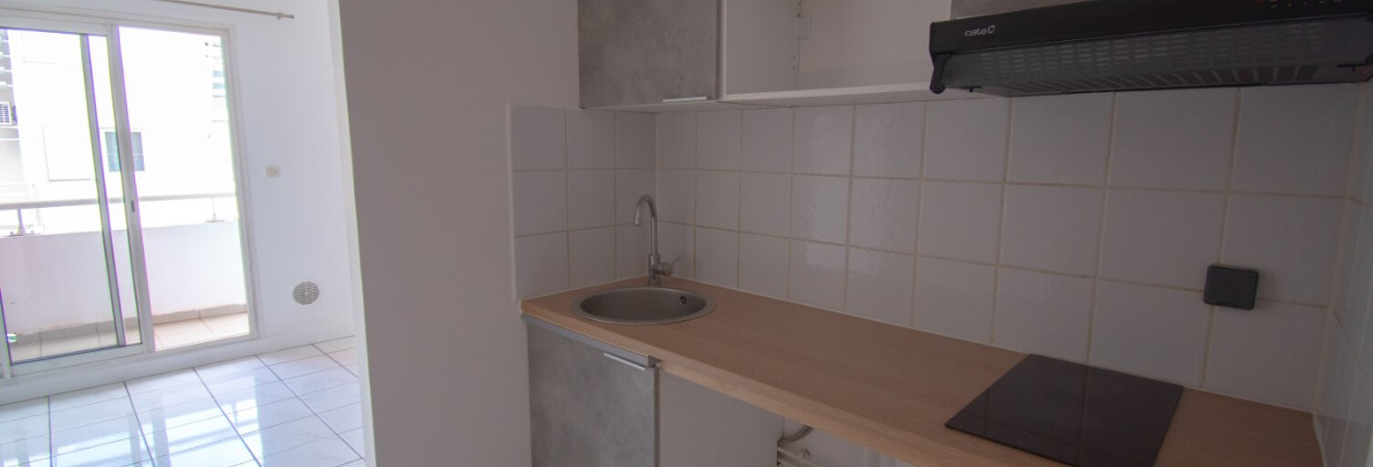 Appartement 1 Pièce 23 m² à louer à Saint-Denis (97490)