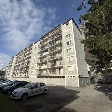 Appartement 3 pièces 145000 €