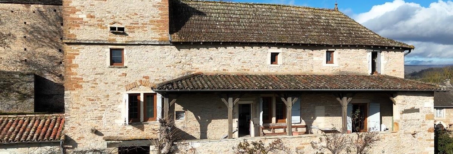 Maison 8 Pièces 158 m² à vendre à Laizé (71870)