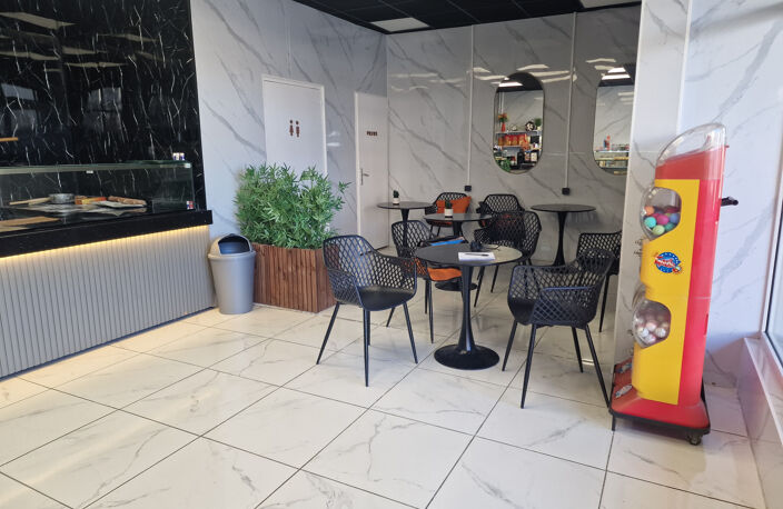 Murs Commerciaux — photo 2