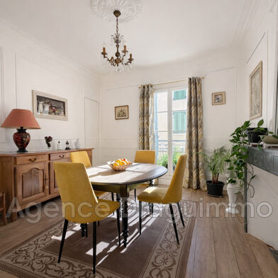 Appartement 5 pièces 255000 €