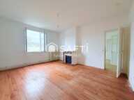 A VAILLY S/AISNE 02, MAISON DE 180 M2 AVEC CAVE ET GARAGE, SUR SON TERRAIN CLOS DE 685 M2. — photo 2