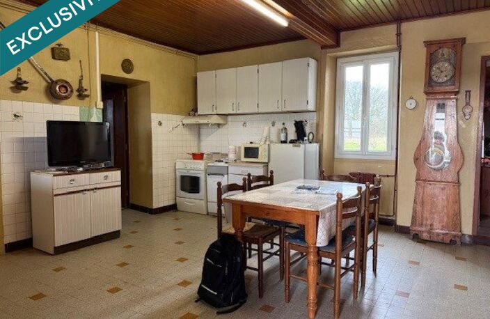 Ancienne ferme avec maison, grange et dépedances — photo 3