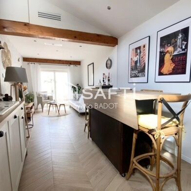 Maison 2 pièces 300000 €