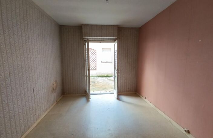Hyper centre Bourgueil — photo 5