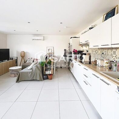 Appartement 3 pièces 230000 €