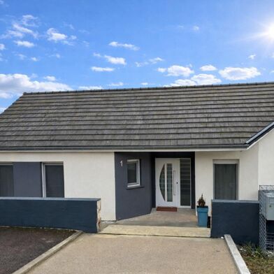 Maison 7 pièces 377775 €