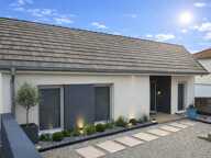 Villa contemporaine de 197 m²  DPE B  3 544 m² de terrain avec vue dégagée — photo 4