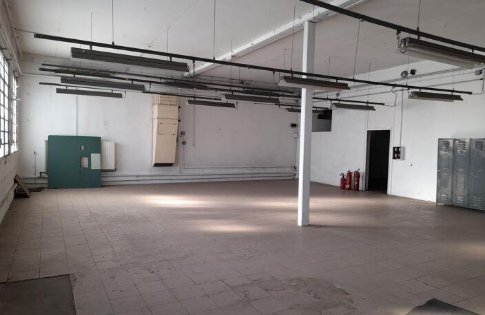 Ancienne usine + appartement. — photo 3