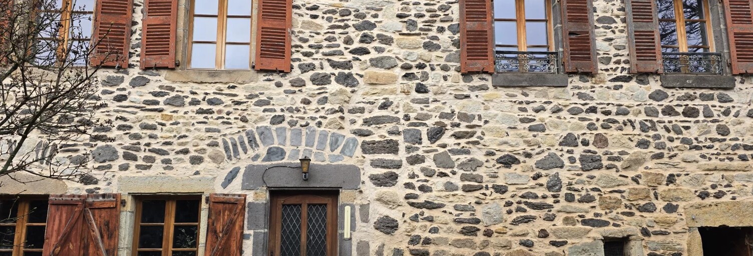 Maison 5 Pièces 92 m² à vendre à Rentières (63420)