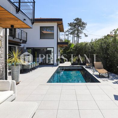 Maison 7 pièces 2950000 €