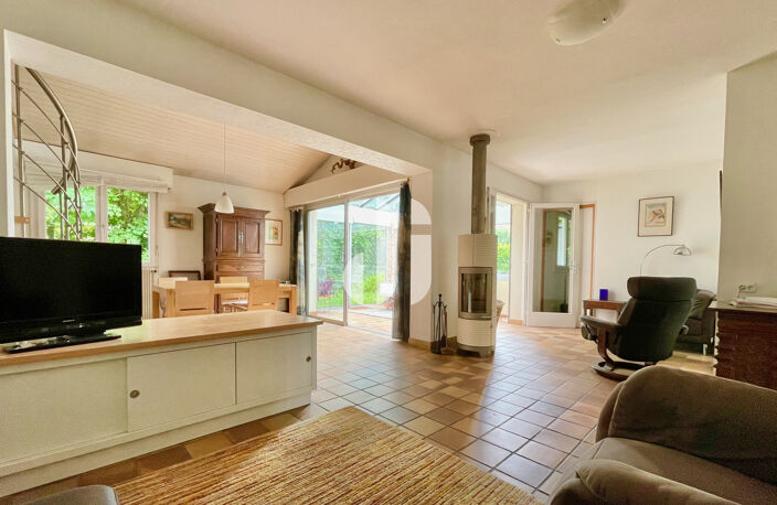 Maison Gradignan T7 - 177 m2, centre-ville, calme, jardin ar — photo 2