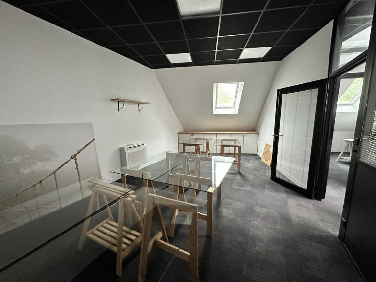 A LOUER Bureaux 123m2 - Angers Sud Est — photo 1