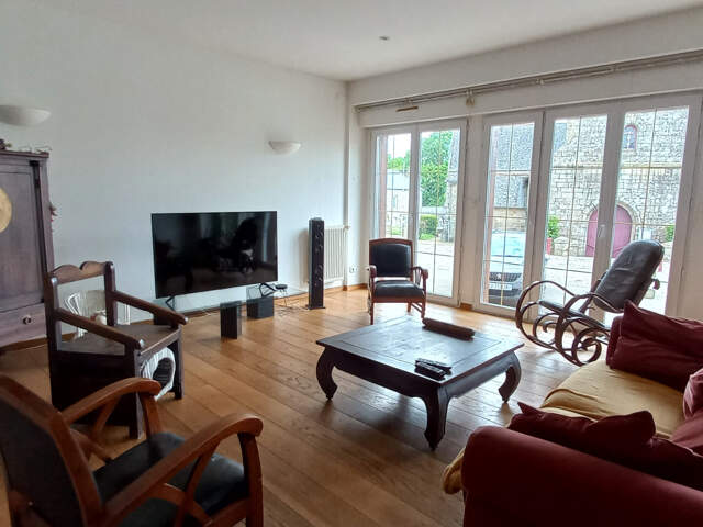 MAISON FAMILIALE 5 CHAMBRES à VENDRE à Saint-Gérand-Croixanv — photo du bien
