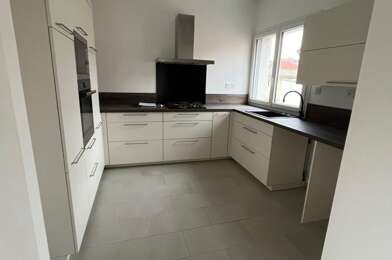 Appartement 3 pièces 1096 €