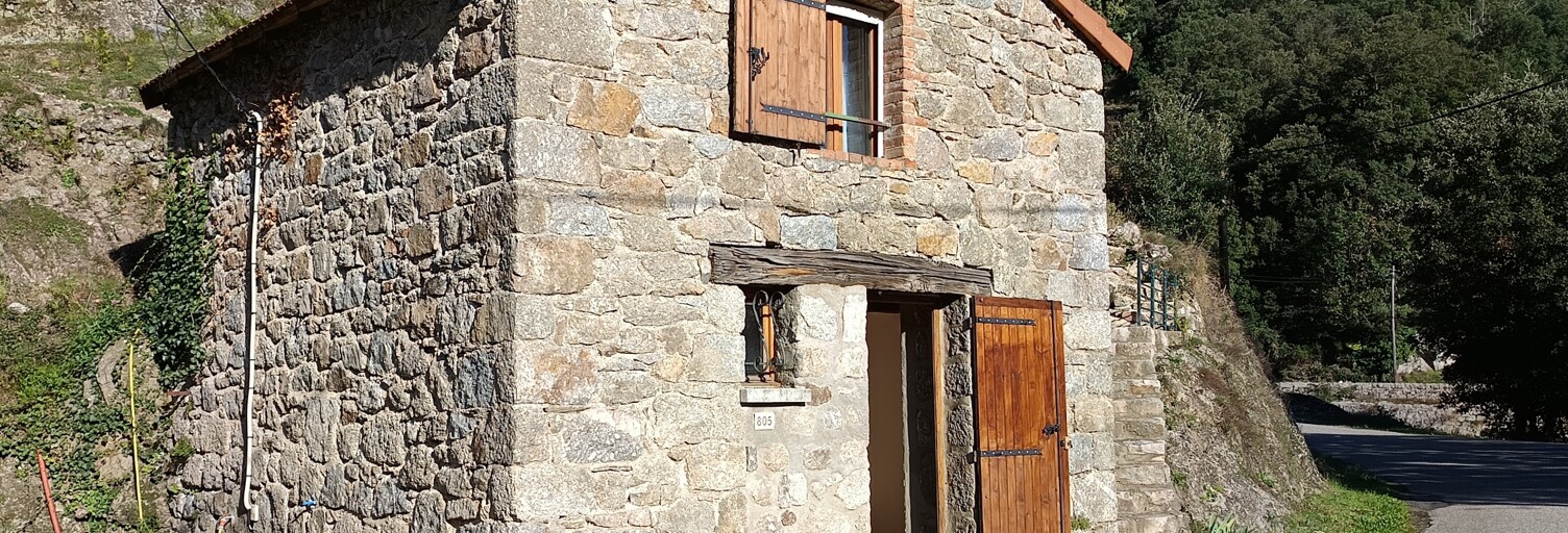 Maison 2 Pièces 35 m² à vendre à Sainte-Marguerite-Lafigère (07140)