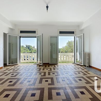 Appartement 5 pièces 138000 €