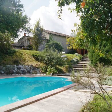 Maison 19 pièces 640000 €