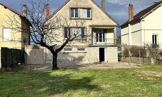 Maison 6 Pièces 161 m² à vendre à Saint-Céré (46400)