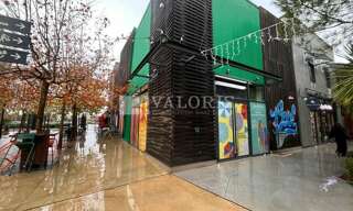 Commerce  619 m² à louer à Arles (13200)