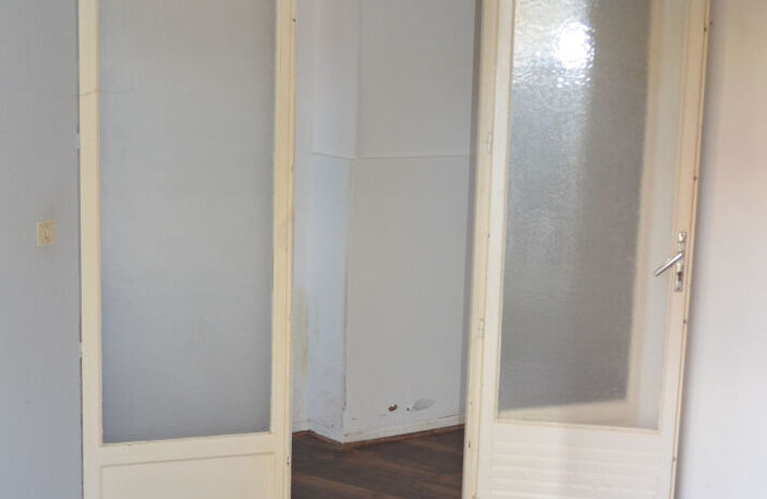 SAINT SULPICE- Appartement plain-pied centre ville de 61 m² — photo 5