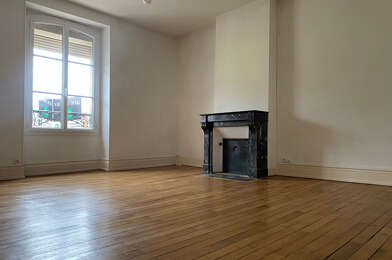 Appartement 3 pièces 907300 €