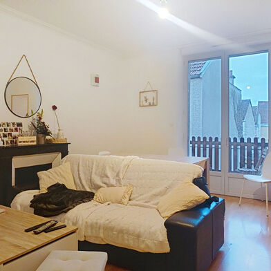 Appartement 3 pièces 638 €