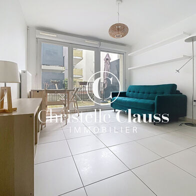 Appartement 1 pièces 670 €