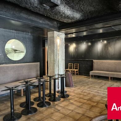 Commerce  1450000 €