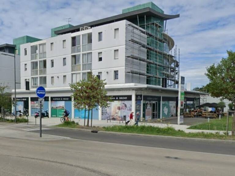 LOCAL COMMERCIAL à LOUER — photo 1
