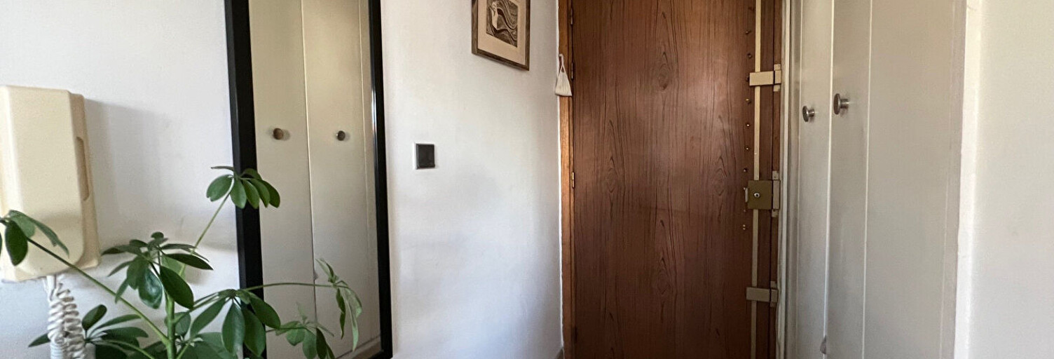 Appartement 2 Pièces 27 m² à vendre à Hyères (83400)