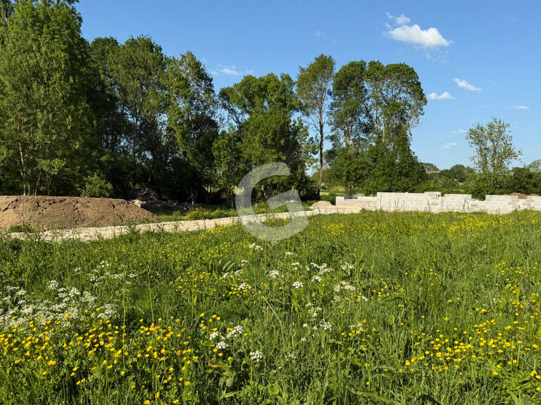 TERRAIN A BATIR 495M² A VENDRE LA JONCHERE — photo 1