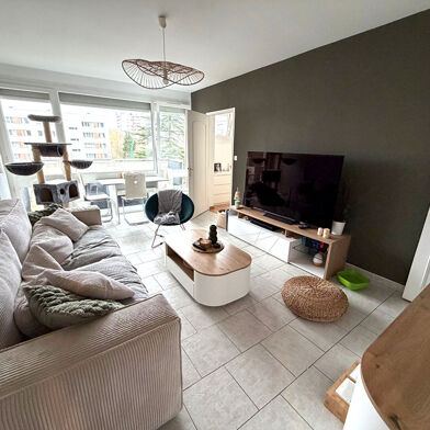 Appartement 3 pièces 90000 €