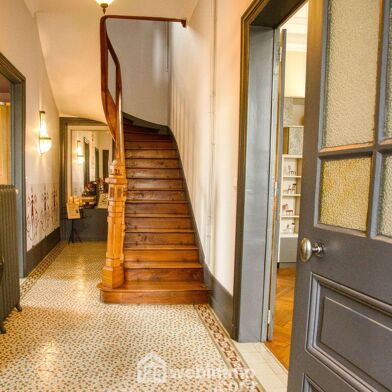 Maison 7 pièces 823600 €