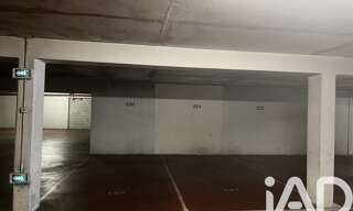 Garage  172 m² à vendre à Marseille 13 (13013)