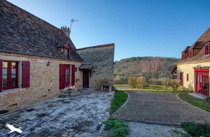 Maison en pierre de 12 pièces principales — photo 3
