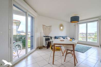 Appartement 3 pièces 170400 €