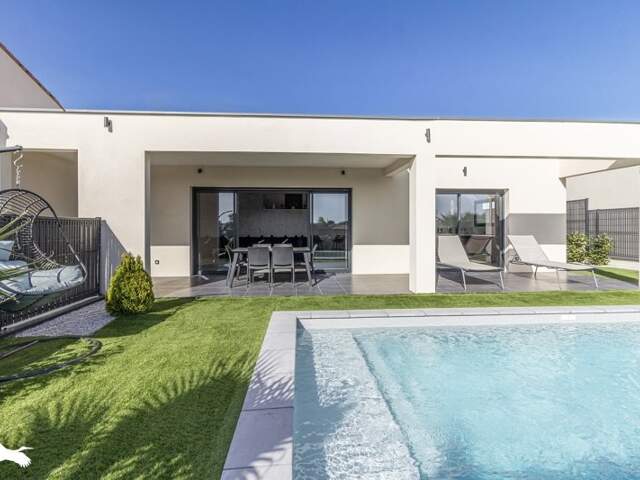Villa de 6 pièces principales — photo du bien